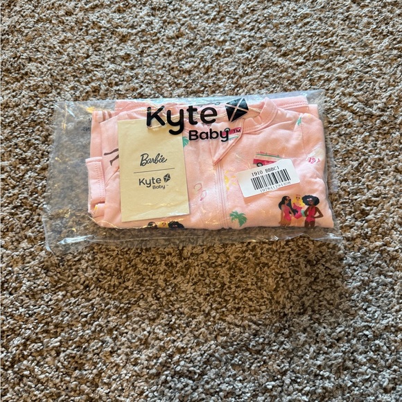 Kyte Baby Beach Barbie One Piece with Fun Print - Picture 2 of 2